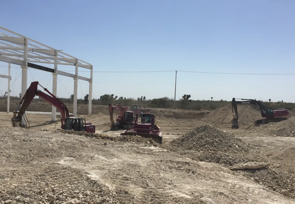 Excavación Planta KIA, obra de CLYCSA